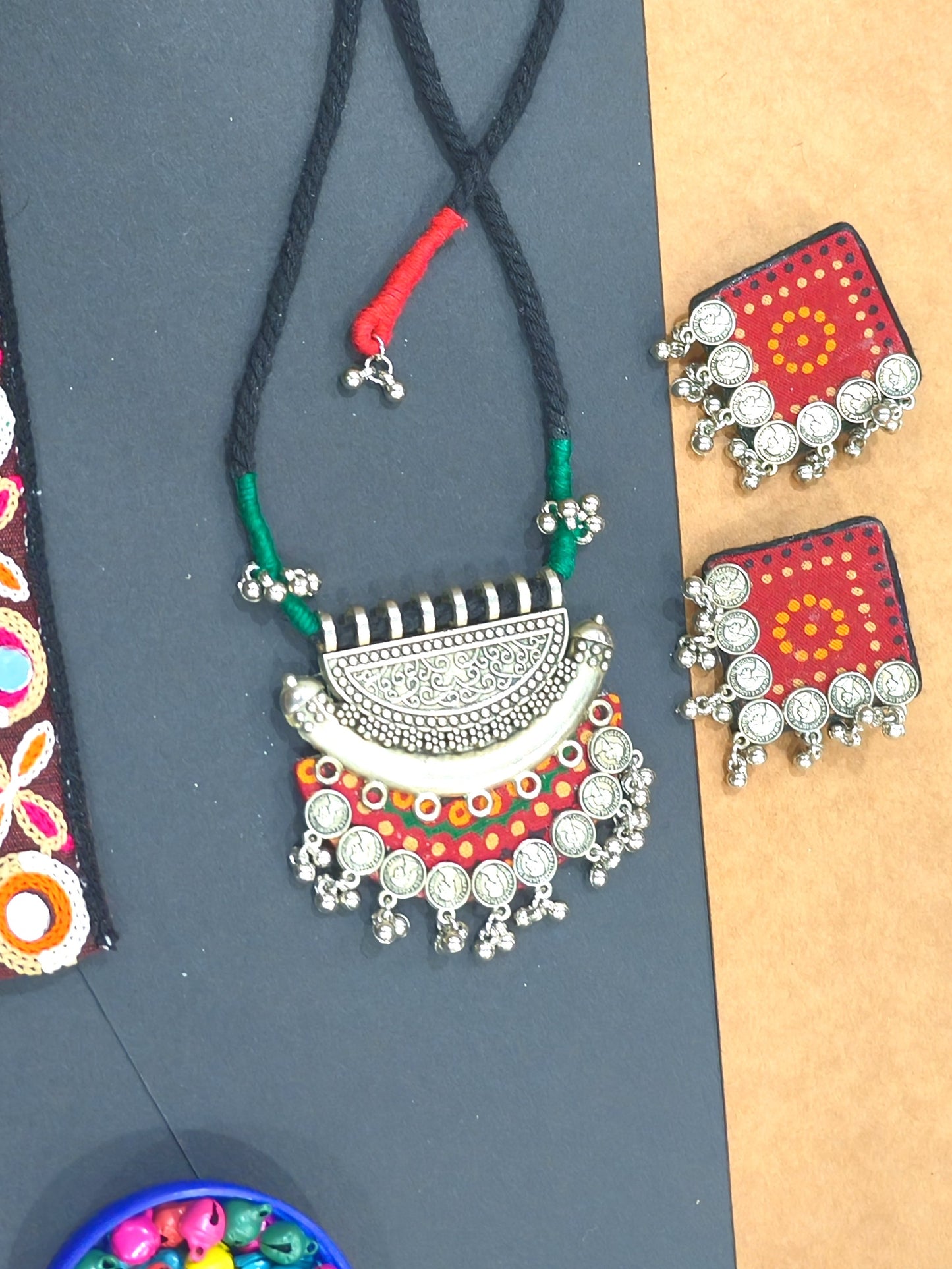 BHANDHEJ 3.0 Red Bandhani Fabric Half Round Necklace Set