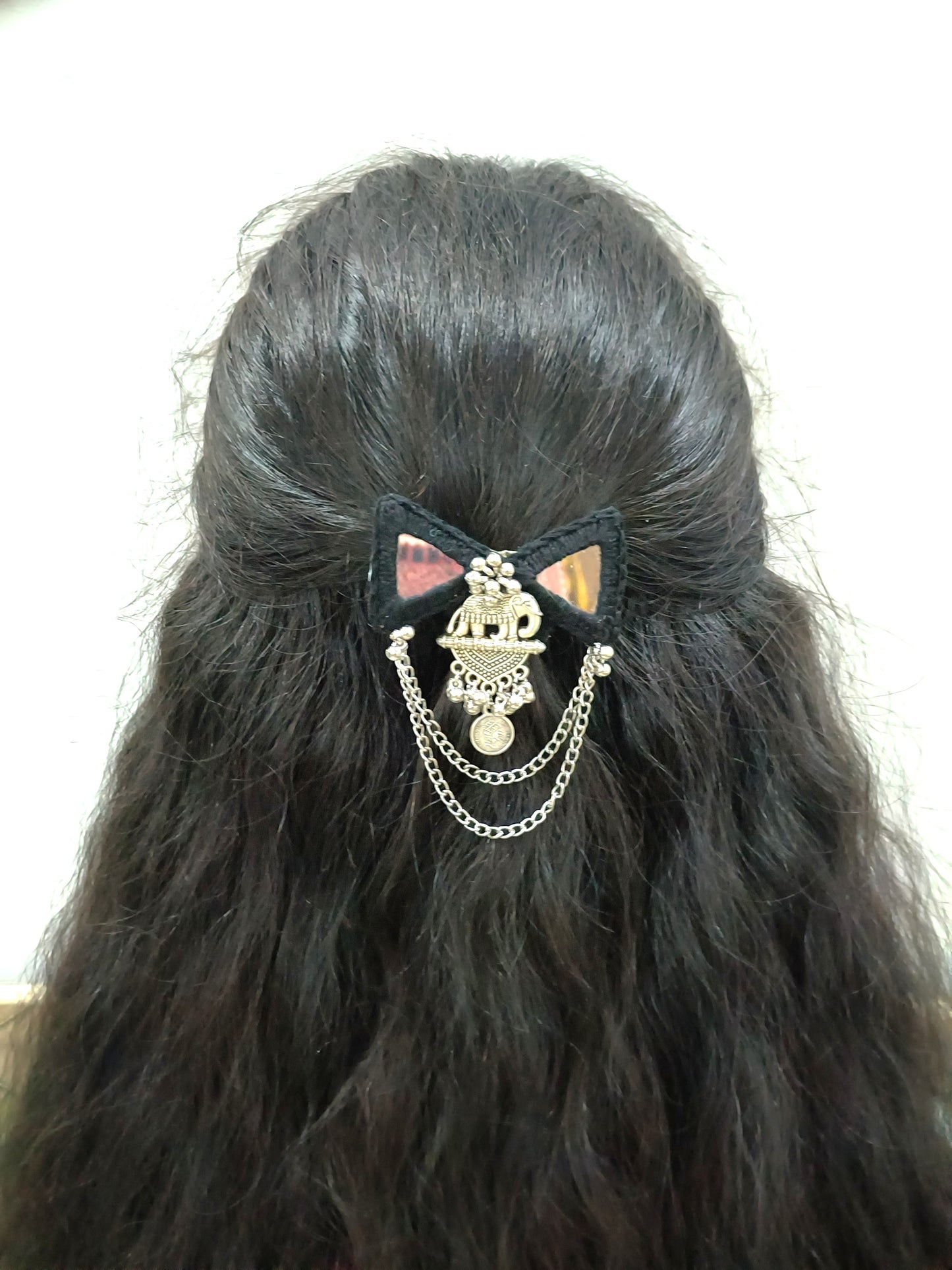 GAJRAJ Black Thread Mirror work Hair Pin